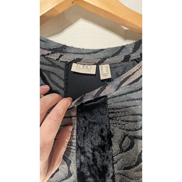 LOGO Women's Lavish Lori Goldstein Black Burnout Velvet Tunic Top L Whimsigoth - Picture 8 of 8